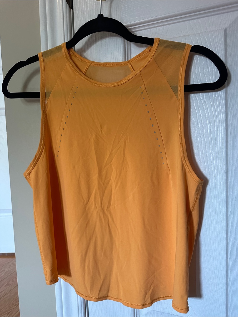 Women's lululemon size 4 Athletic Tank Top - Peach